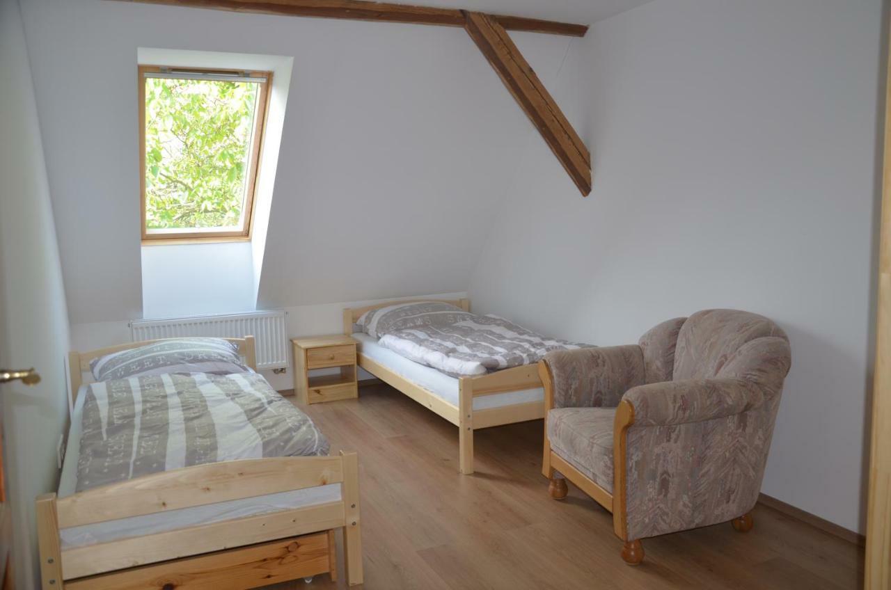 Nocleharna Na Stodole Apartment Zdarky ภายนอก รูปภาพ